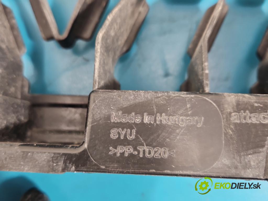 Skoda Superb IV 2023- 2.0 TDI 150 HP automatic 110 kW 1968 cm3 5- Upevnenie: 3J0807863