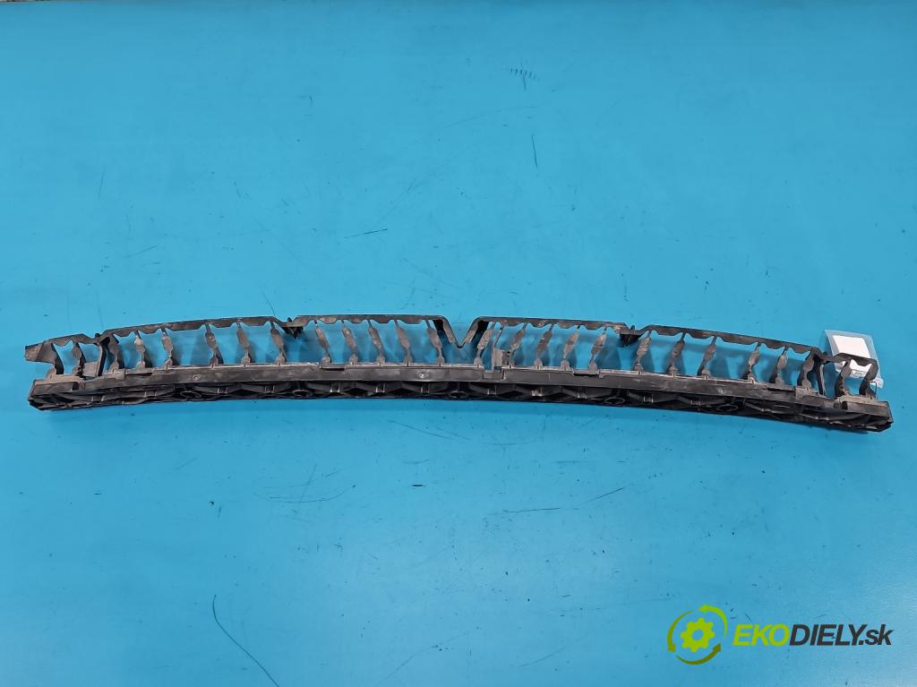 Skoda Superb IV 2023- 2.0 TDI 150 HP automatic 110 kW 1968 cm3 5- Upevnenie: 3J0807863