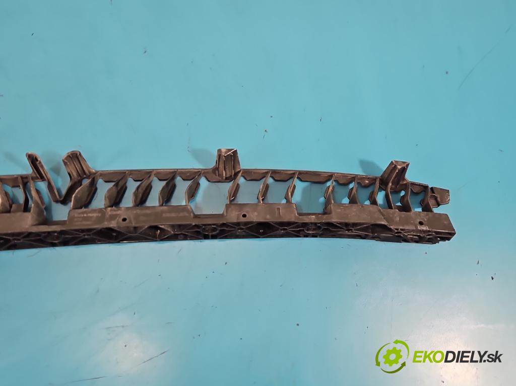 Skoda Superb IV 2023- 2.0 TDI 150 HP automatic 110 kW 1968 cm3 5- Upevnenie: 3J0807863