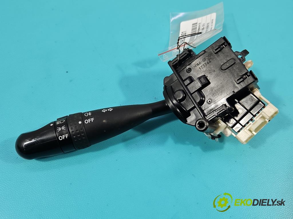 Suzuki SX4 I 2006-2014 1.6 16V 120 hp manual 88 kW 1586 cm3 5- Přepínač blinkry: 173744 (Páčky pod volantem)