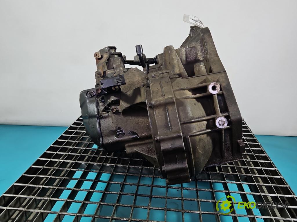 Suzuki SX4 I 2006-2014 1.6 16V 120 HP manual 88 kW 1586 cm3 5- prevodovka stupeň,rýchlosť manual ZL4