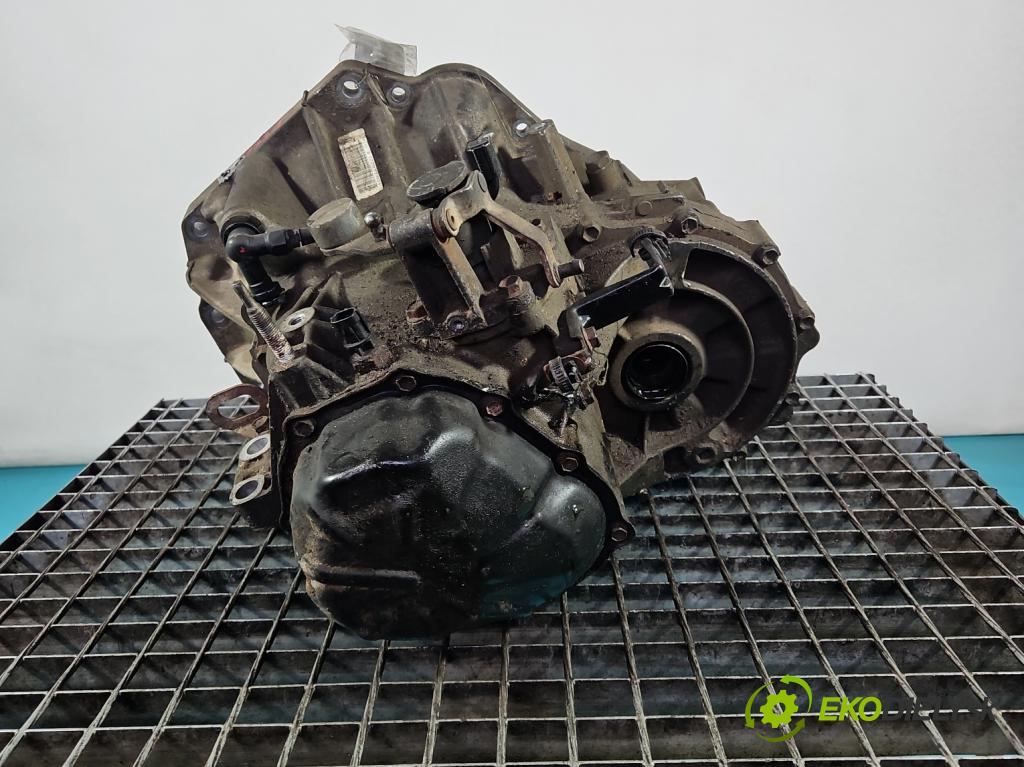 Suzuki SX4 I 2006-2014 1.6 16V 120 HP manual 88 kW 1586 cm3 5- prevodovka stupeň,rýchlosť manual ZL4