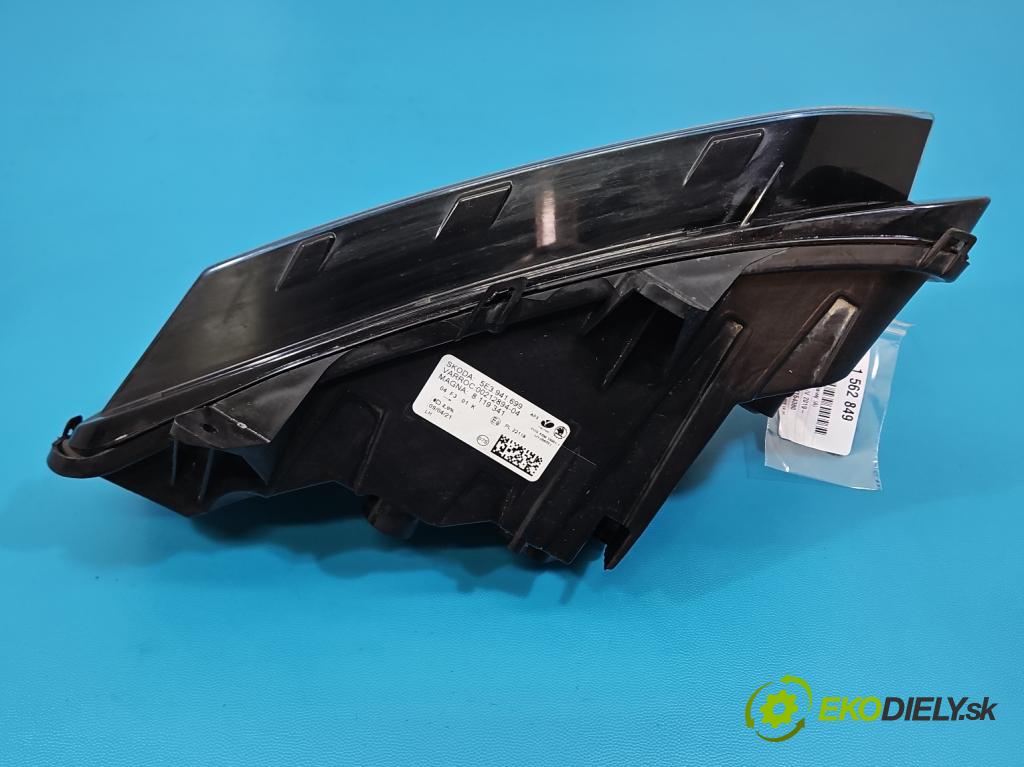 Skoda Octavia IV 2019- 2.0 TDI 116 hp manual 85 kW 1968 cm3 5- Halogen levý 5E3941699 (Klika dveří ostatní)