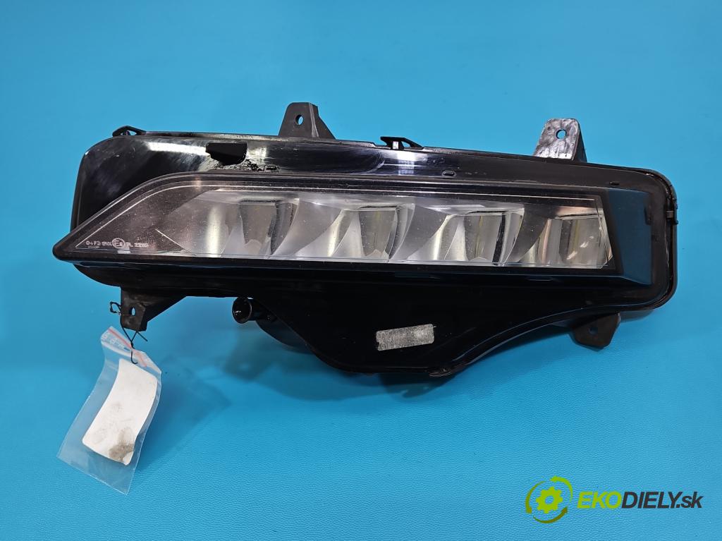 Skoda Octavia IV 2019- 2.0 TDI 116 hp manual 85 kW 1968 cm3 5- Halogen levý 5E3941699 (Klika dveří ostatní)