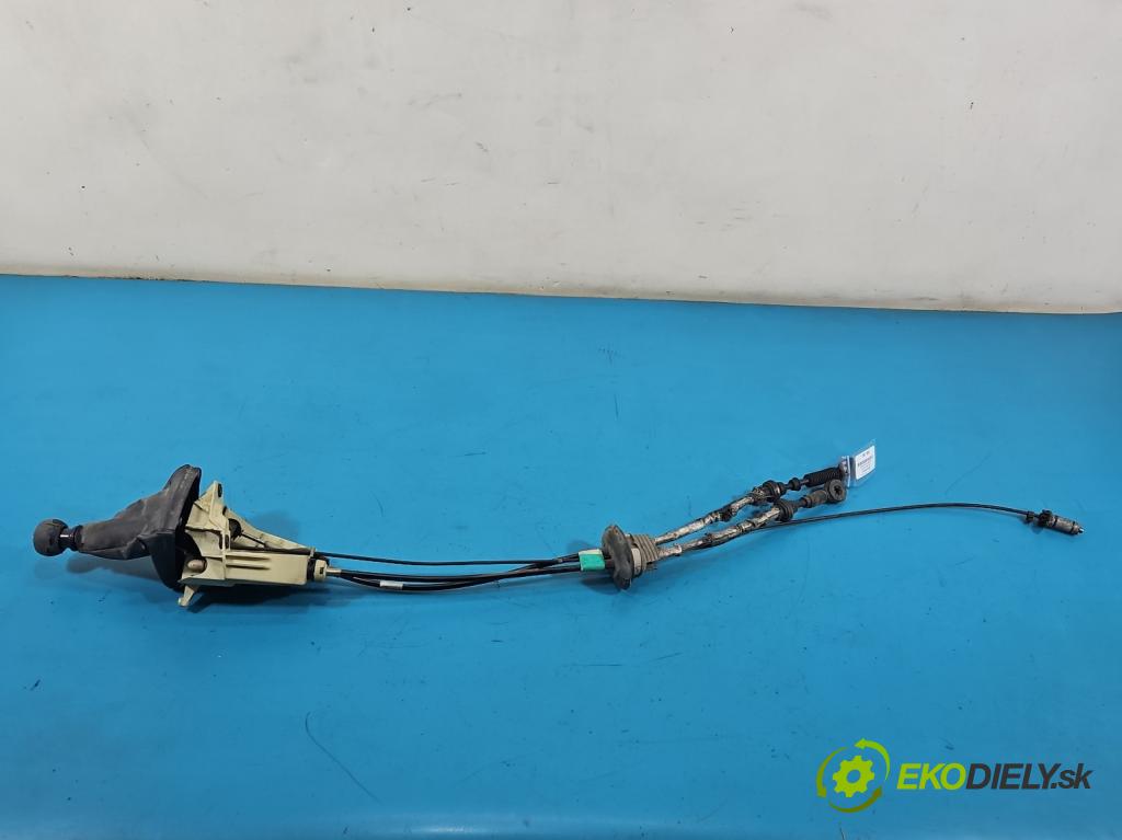 Citroen C8 2002-2014 2.0 hdi 107 HP manual 79 kW 1997 cm3 5- kulisa změny stupňová  (Řadicí páka (kulisa) )