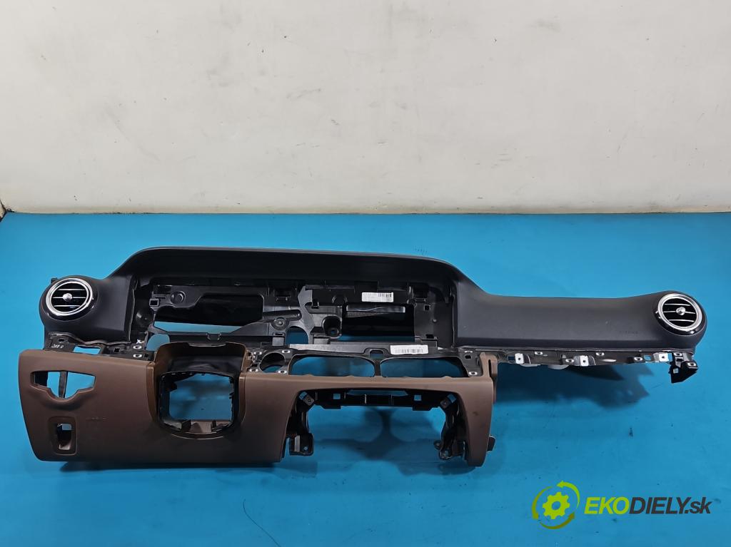 Mercedes E W213 2016-2023 2.0 CDI 194KM automatic 143 kW 1950 cm3 4- kokpit,přistrojova deska