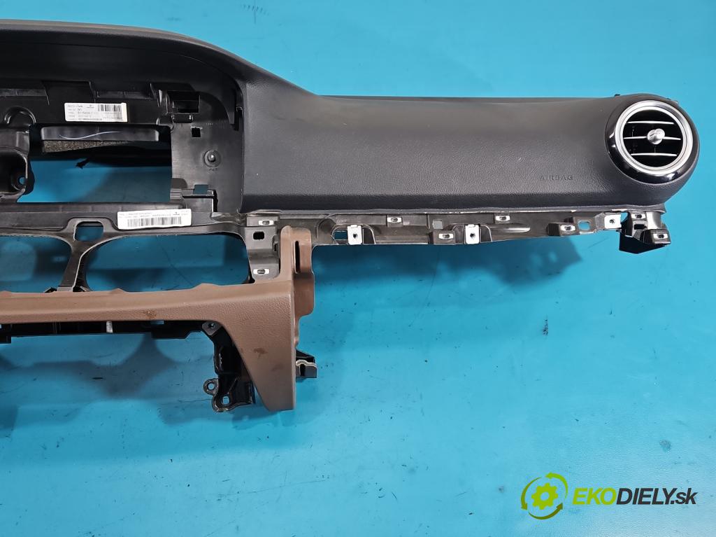 Mercedes E W213 2016-2023 2.0 CDI 194KM automatic 143 kW 1950 cm3 4- kokpit,přistrojova deska