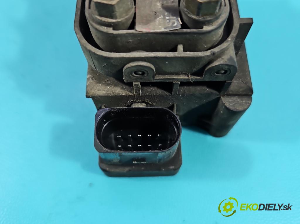 Mercedes S W221 2005-2013 3.5 V6 272 HP automatic 200 kW 3498 cm3 4- Distributor: A2513200058