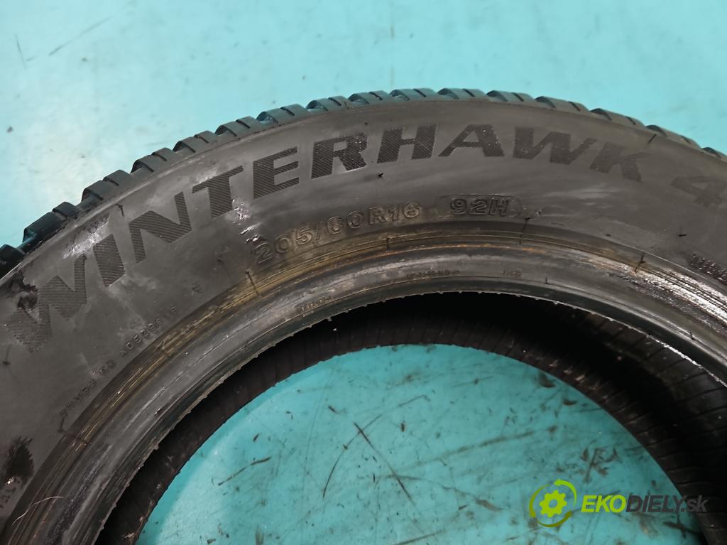 Suzuki SX4 I 2006-2014 1.6 16V 120 hp manual 88 kW 1586 cm3 5- pneumatiky: zimní para