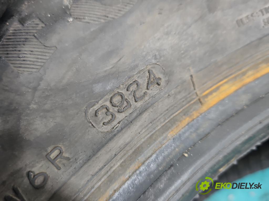 Suzuki SX4 I 2006-2014 1.6 16V 120 hp manual 88 kW 1586 cm3 5- pneumatiky: zimní para