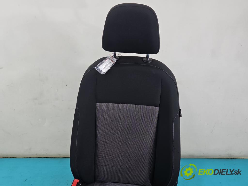 Vw Golf VII 2012-2020 1.2 TSI 86 hp manual 63 kW 1197 cm3 5- Sedadlo levý  (Sedadlo)