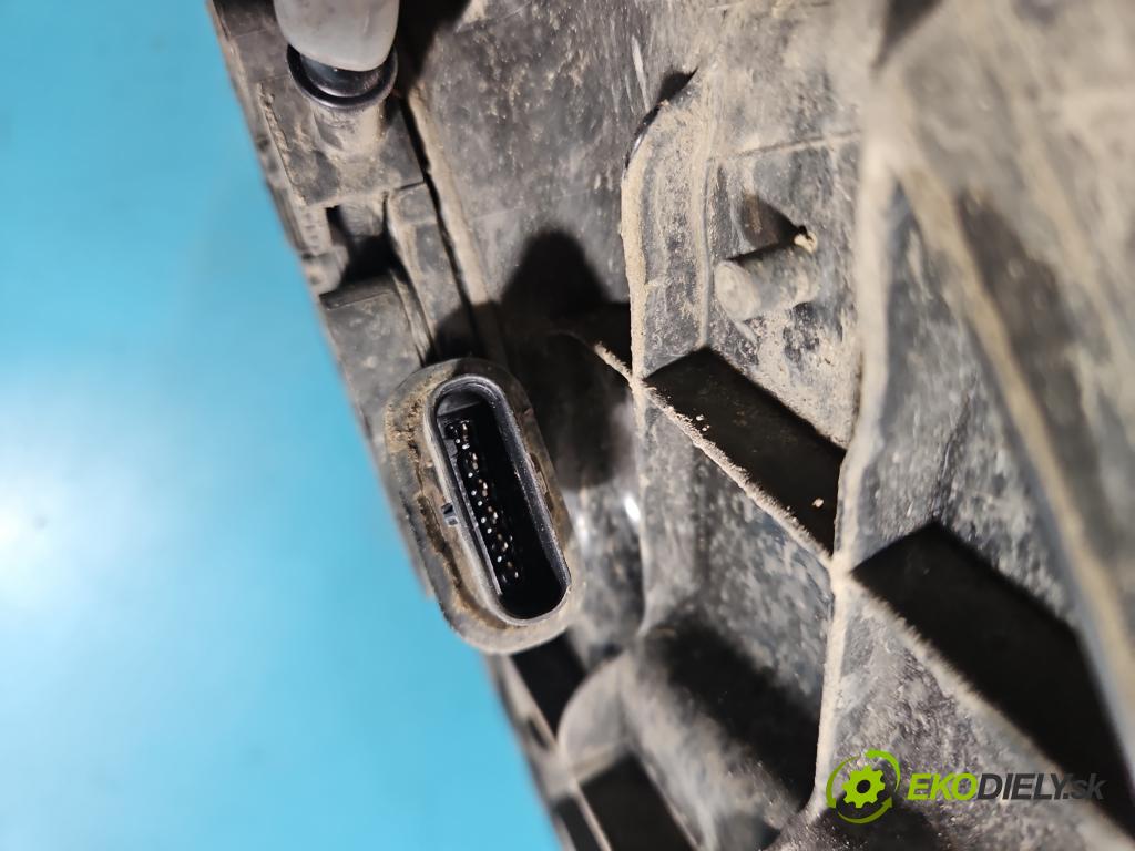 Mercedes E W213 2016-2023 2.0 CDI 194KM: automatic 143 kW 1950 cm3 4- Nádrž: AdBlue: A213470930