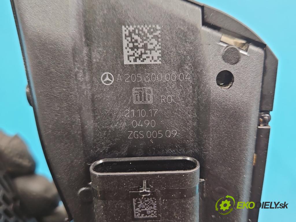 Mercedes E W213 2016-2023 2.0 CDI 194KM automatic 143 kW 1950 cm3 4- pedal plyn: potenciometr: A2053000004