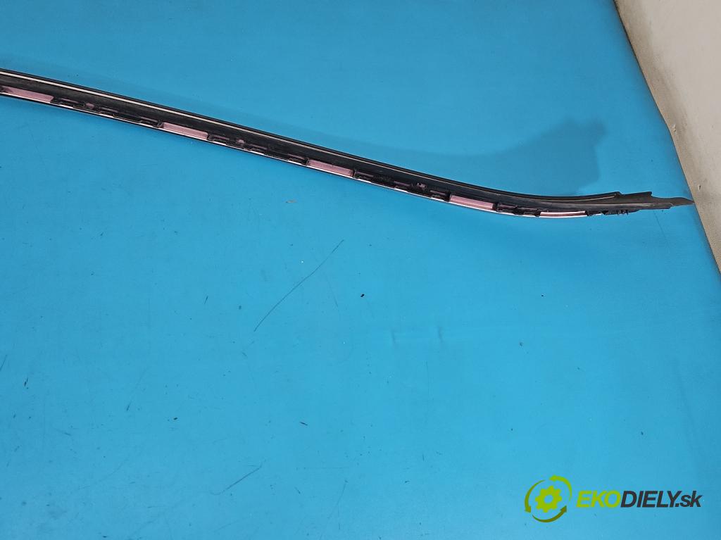 Mercedes E W213 2016-2023 2.0 CDI 194KM automatic 143 kW 1950 cm3 4- lišta střecha: levé A2136900182