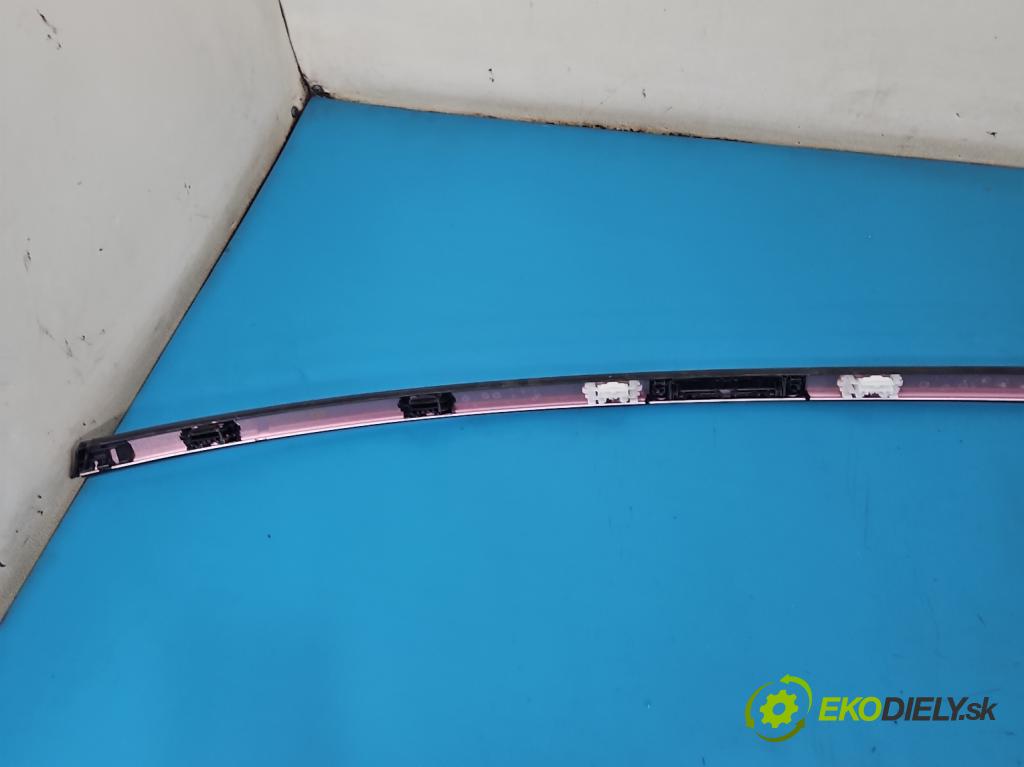 Mercedes E W213 2016-2023 2.0 CDI 194KM automatic 143 kW 1950 cm3 4- lišta střecha: levé A2136900182