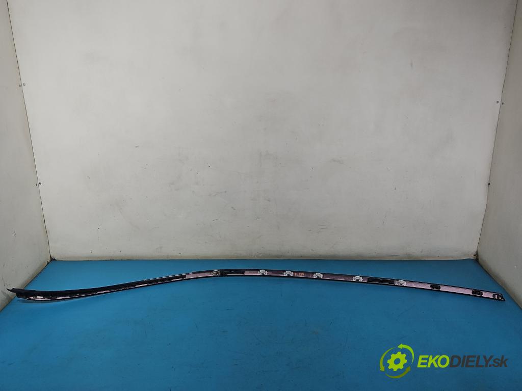 Mercedes E W213 2016-2023 2.0 CDI 194KM automatic 143 kW 1950 cm3 4- lišta střecha: pravé A2136900282