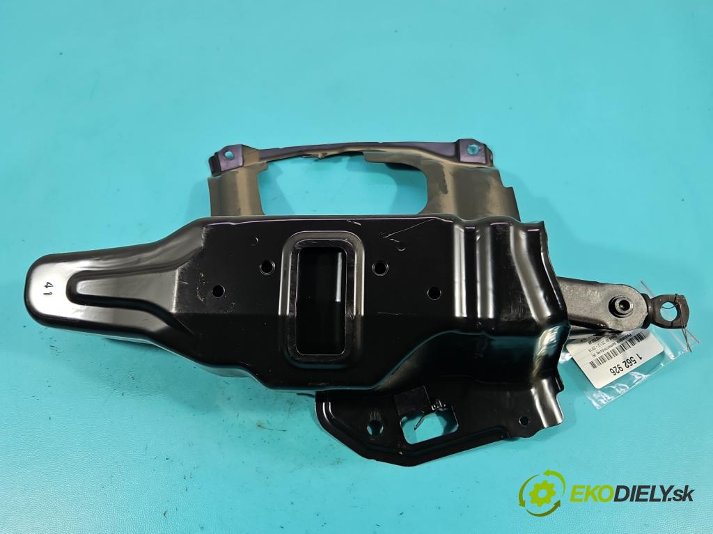 Toyota Rav4 IV 2013-2018 2.0 D4D 124 hp manual 91 kW 1998 cm3 5- mechanismus stahování automobilový