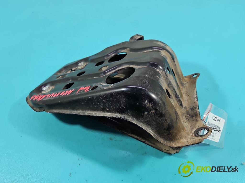 Toyota Rav4 IV 2013-2018 2.0 D4D 124hp manual 91 kW 1998 cm3 5- Upevnenie: