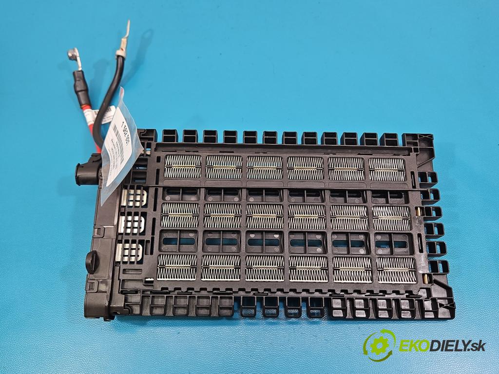 Mercedes E W213 2016-2023 2.0 CDI 194KM: automatic 143 kW 1950 cm3 4- radiator A2058300205 (Radiátor kúrenia)