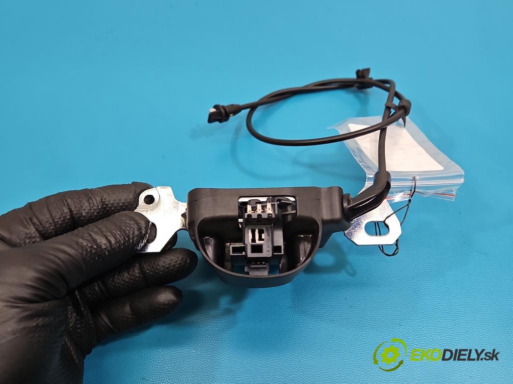 Mercedes E W213 2016-2023 2.0 CDI 194KM: automatic 143 kW 1950 cm3 4- zámok zadné ľavý