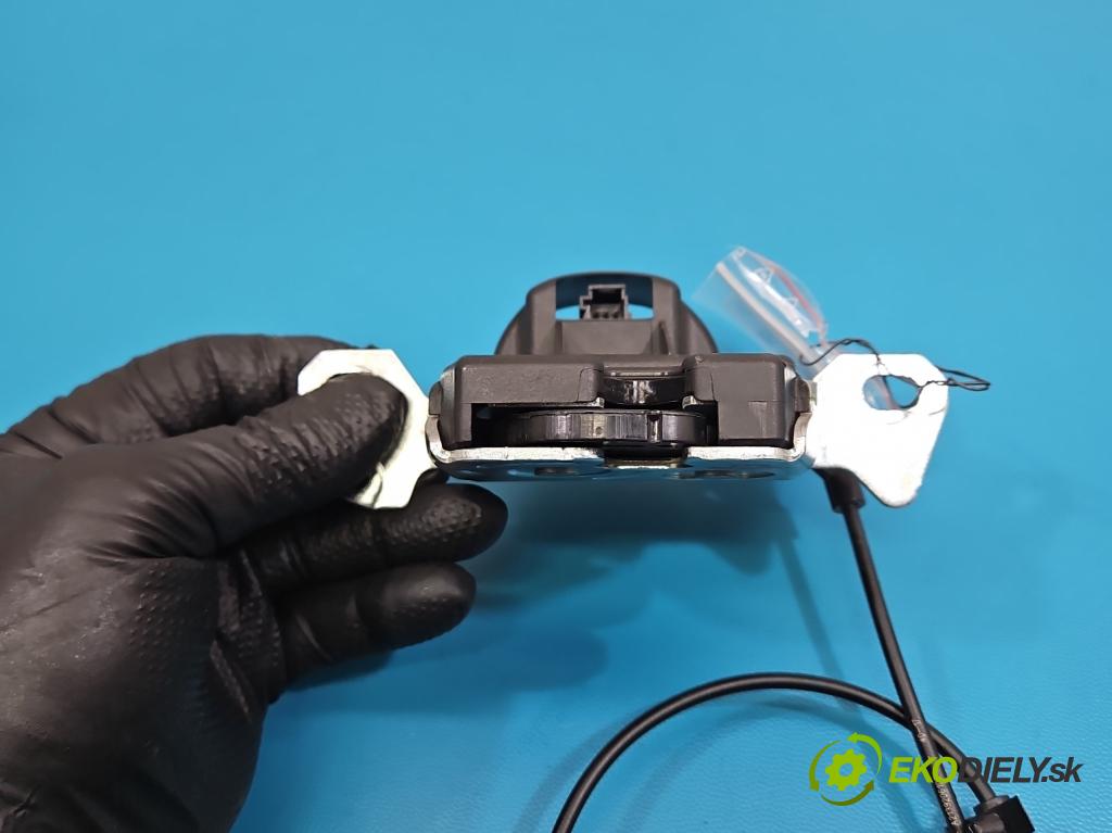 Mercedes E W213 2016-2023 2.0 CDI 194KM: automatic 143 kW 1950 cm3 4- zámok zadné ľavý