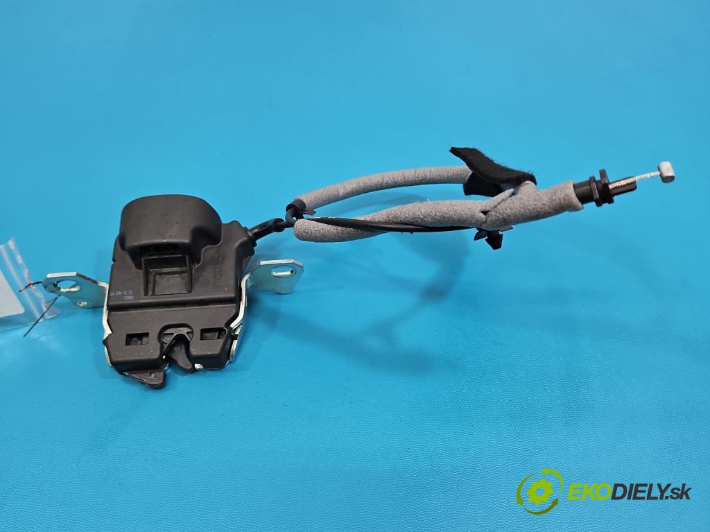 Mercedes E W213 2016-2023 2.0 CDI 194KM: automatic 143 kW 1950 cm3 4- zámok zadné pravý