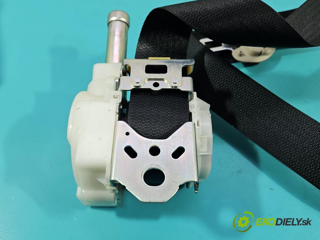 Toyota Rav4 IV 2013-2018 2.0 D4D 124hp manual 91 kW 1998 cm3 5- pas bezpečnosť: predné pravý 7T3880-P