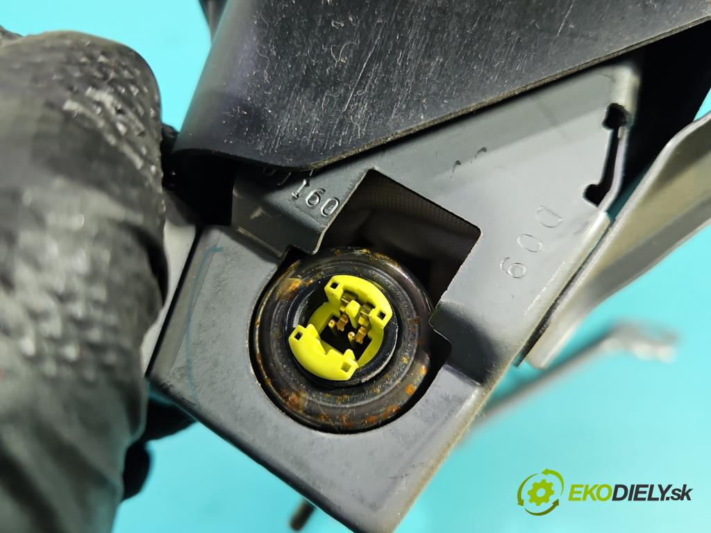 Toyota Rav4 IV 2013-2018 2.0 D4D 124hp manual 91 kW 1998 cm3 5- airbag vzduch: TG11D01003