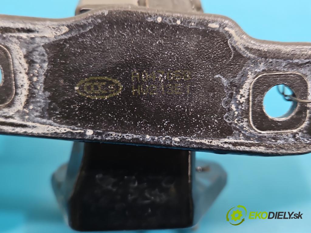 Mercedes E W213 2016-2023 2.0 CDI 194KM automatic 143 kW 1950 cm3 4- Závěs: dveře zadní levý