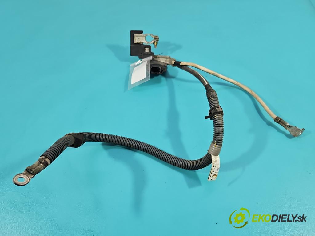 Toyota Rav4 IV 2013-2018 2.0 D4D 124 hp manual 91 kW 1998 cm3 5- kontakt mínus: 28850-26012