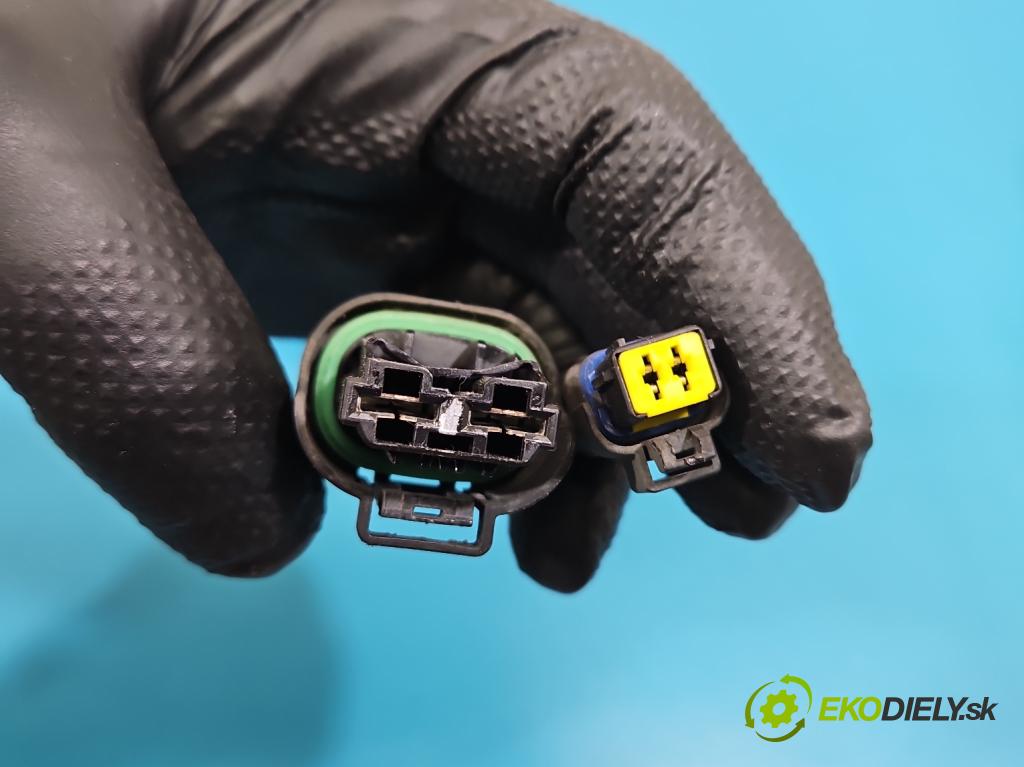 Citroen C5 II 2008-2017 2.0 hdi 136 HP manual 100 kW 1997 cm3 4- Zväzok: ostatné 42021300298