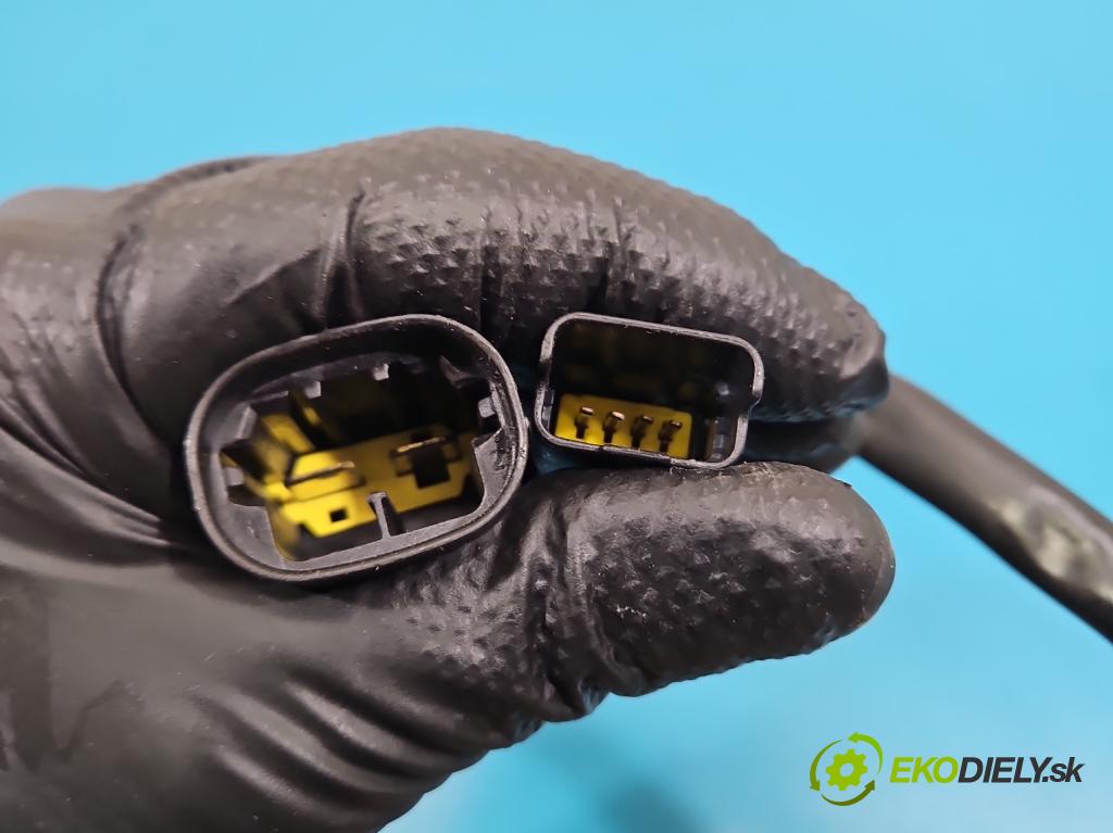 Citroen C5 II 2008-2017 2.0 hdi 136 HP manual 100 kW 1997 cm3 4- Zväzok: ostatné 42021300298