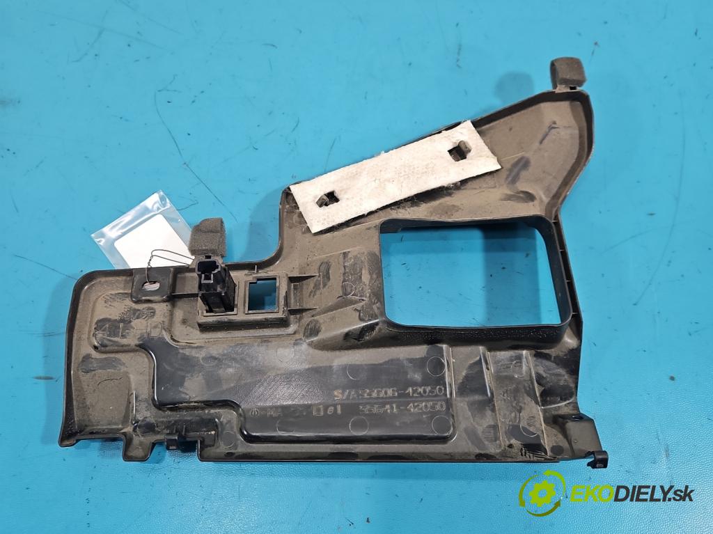 Toyota Rav4 IV 2013-2018 2.0 D4D 124 hp manual 91 kW 1998 cm3 5- kryt plastová 55606-42050