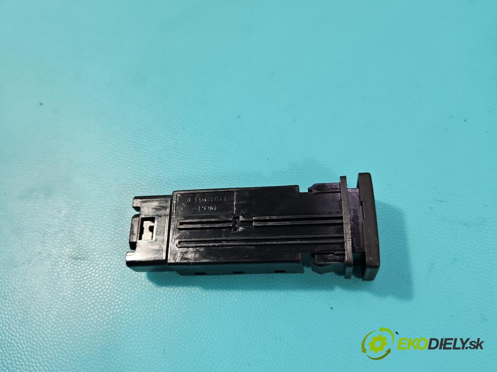 Toyota Rav4 IV 2013-2018 2.0 D4D 124hp manual 91 kW 1998 cm3 5- prepínač ostatné 15C851