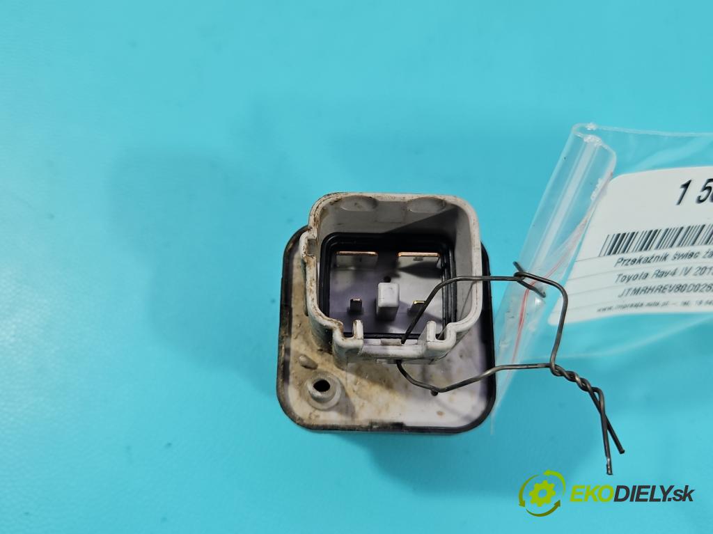 Toyota Rav4 IV 2013-2018 2.0 D4D 124hp manual 91 kW 1998 cm3 5- Relé: svíčky: zařicích: 28610-67010 (Relé)