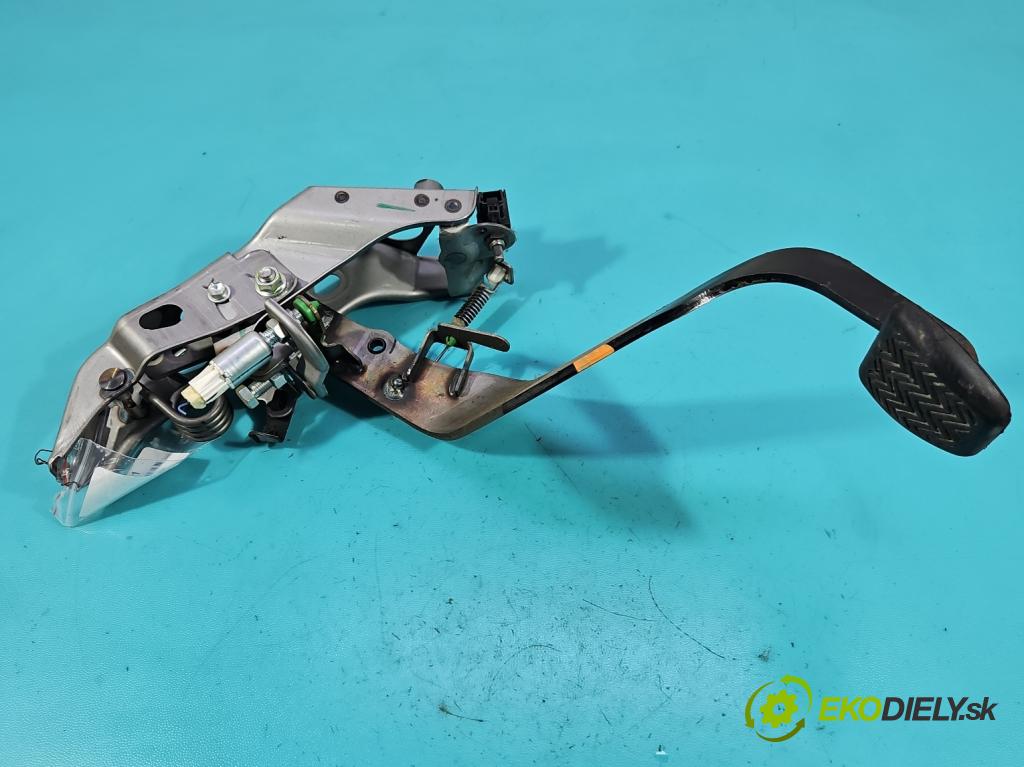 Toyota Rav4 IV 2013-2018 2.0 D4D 124hp manual 91 kW 1998 cm3 5- pedále ostatné