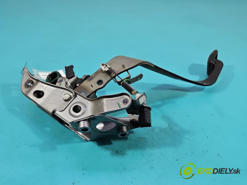 Toyota Rav4 IV 2013-2018 2.0 D4D 124hp manual 91 kW 1998 cm3 5- pedále ostatné