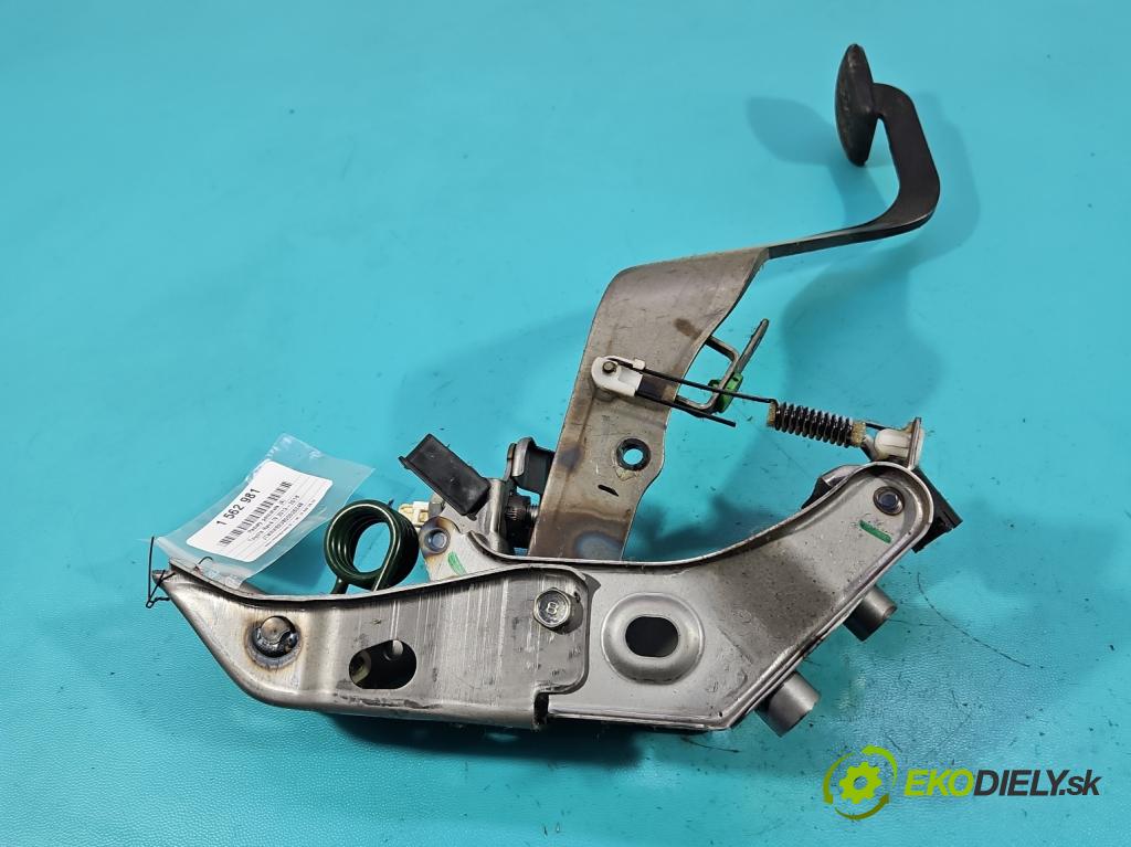 Toyota Rav4 IV 2013-2018 2.0 D4D 124hp manual 91 kW 1998 cm3 5- pedále ostatné