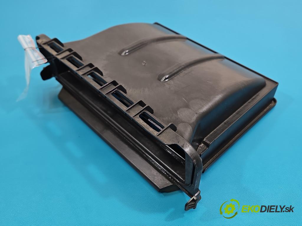 Mercedes E W213 2016-2023 2.0 CDI 194KM automatic 143 kW 1950 cm3 4- Vstup: vzduchu A2138307400