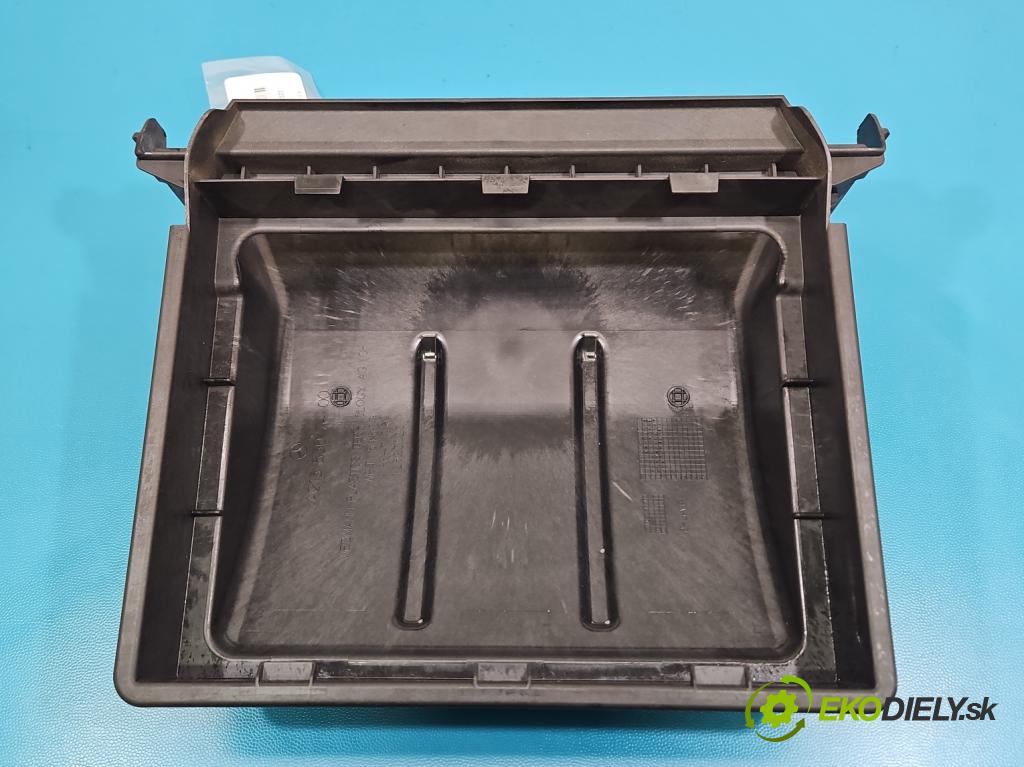 Mercedes E W213 2016-2023 2.0 CDI 194KM automatic 143 kW 1950 cm3 4- Vstup: vzduchu A2138307400