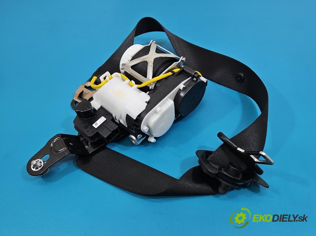 Mercedes E W213 2016-2023 2.0 CDI 194KM automatic 143 kW 1950 cm3 4- stěna bezpečnost přední pravý A2138600701