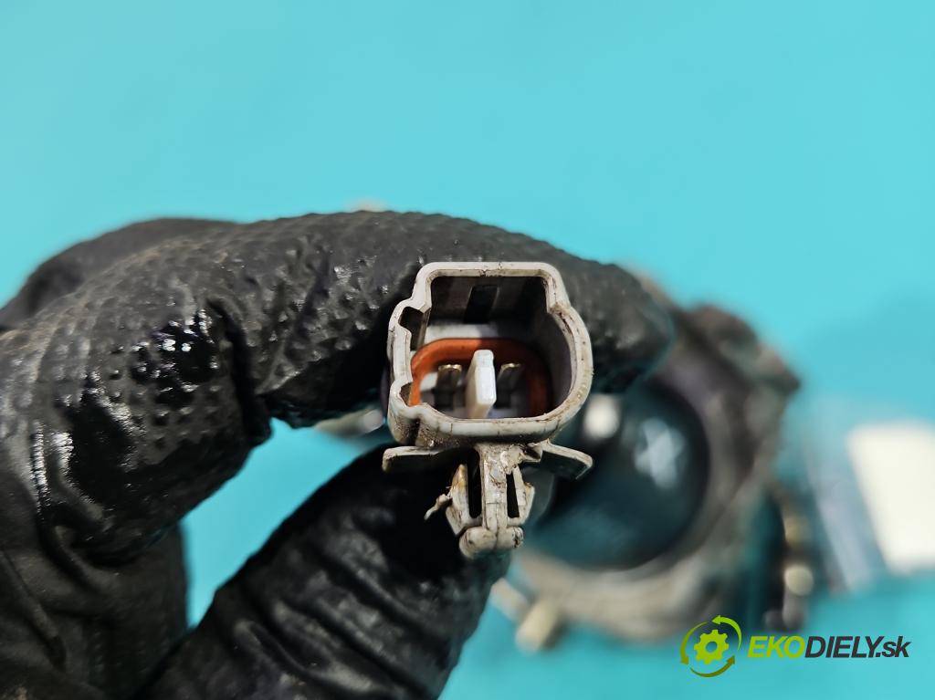 Toyota Rav4 IV 2013-2018 2.0 D4D 124hp manual 91 kW 1998 cm3 5- obal filtra palivo 23300-26114