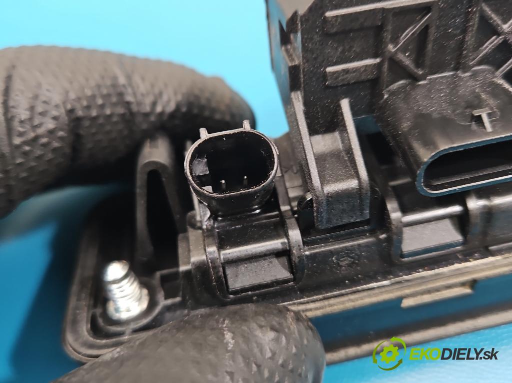 Mercedes E W213 2016-2023 2.0 CDI 194KM: automatic 143 kW 1950 cm3 4- Kamera cúvania A0997500800