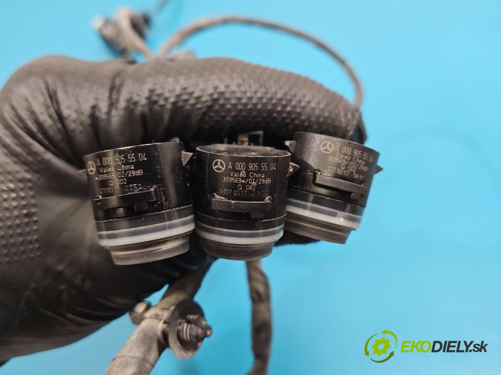 Mercedes E W213 2016-2023 2.0 CDI 194KM automatic 143 kW 1950 cm3 4- Balíček: nárazníku zadní A2135406403Q3