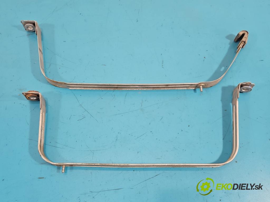 Mercedes E W213 2016-2023 2.0 CDI 194KM automatic 143 kW 1950 cm3 4- Upevnění: A2054700040