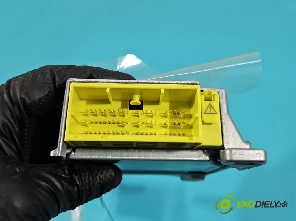 Toyota Rav4 IV 2013-2018 2.0 D4D 124hp manual 91 kW 1998 cm3 5- riadiaca jednotka vankúše: 89170-42750