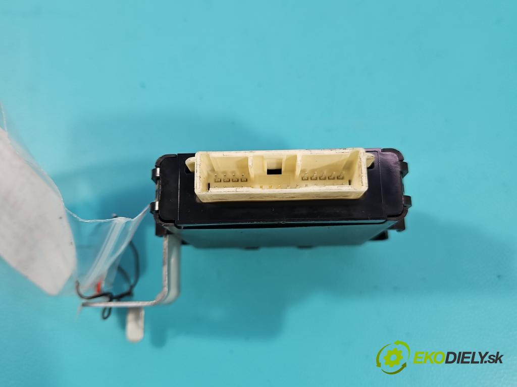 Toyota Rav4 IV 2013-2018 2.0 D4D 124hp manual 91 kW 1998 cm3 5- riadiaca jednotka ostatné 89960-42031