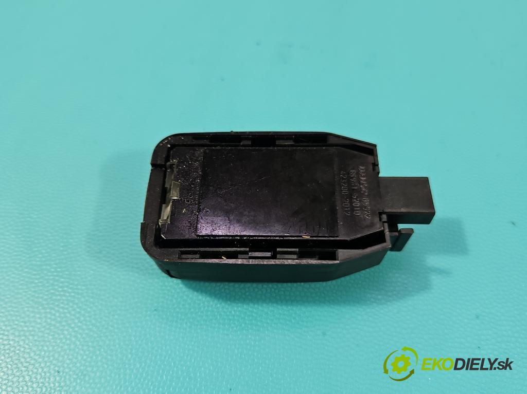 Toyota Rav4 IV 2013-2018 2.0 D4D 124 hp manual 91 kW 1998 cm3 5- snímač déšť: 89941-52010 (Snímač deště)