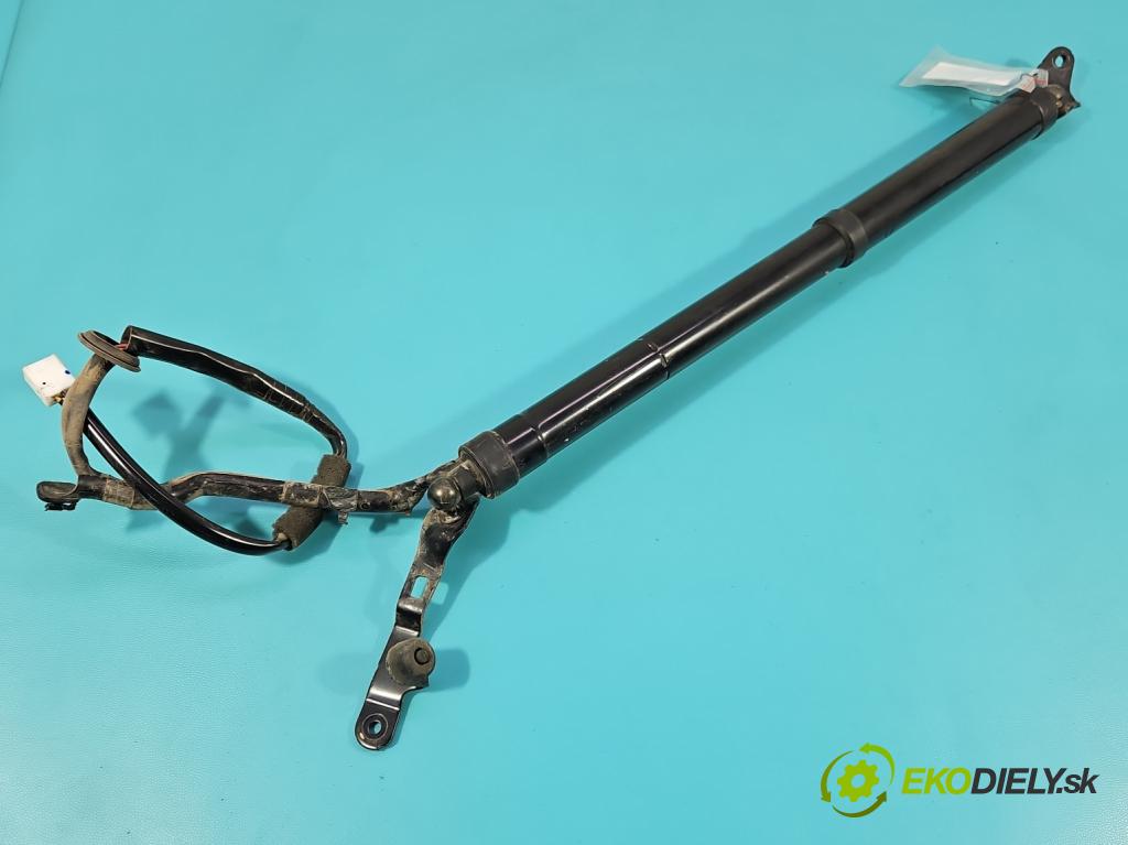 Toyota Rav4 IV 2013-2018 2.0 D4D 124hp manual 91 kW 1998 cm3 5- Aktuátor: kufrové dvere pravý 68910-42016