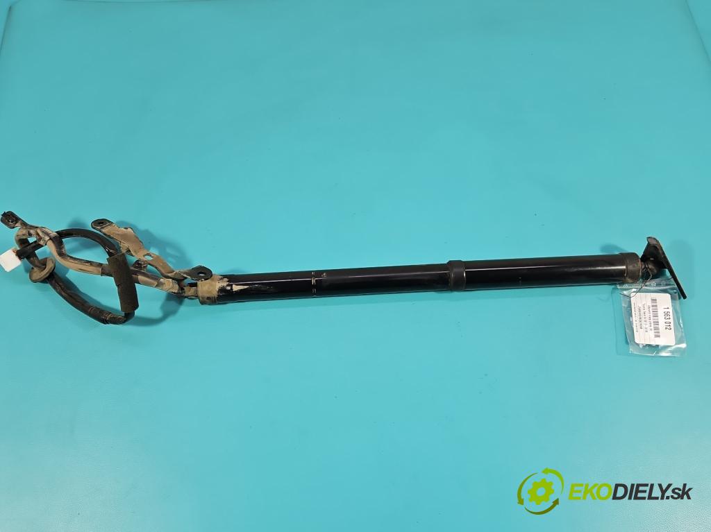 Toyota Rav4 IV 2013-2018 2.0 D4D 124 hp manual 91 kW 1998 cm3 5- Aktuátor: kufrových dveří pravý 68910-42016